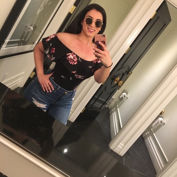 Meet your Posher, Daniela - Picture 16 of 16